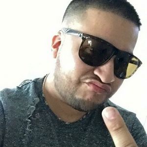 Meet your Posher, Ace